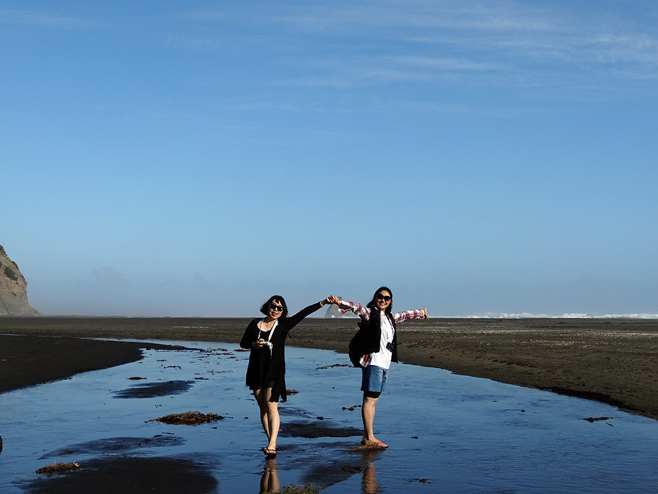 Karekare Beach
