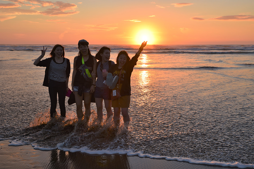 Piha Sunset