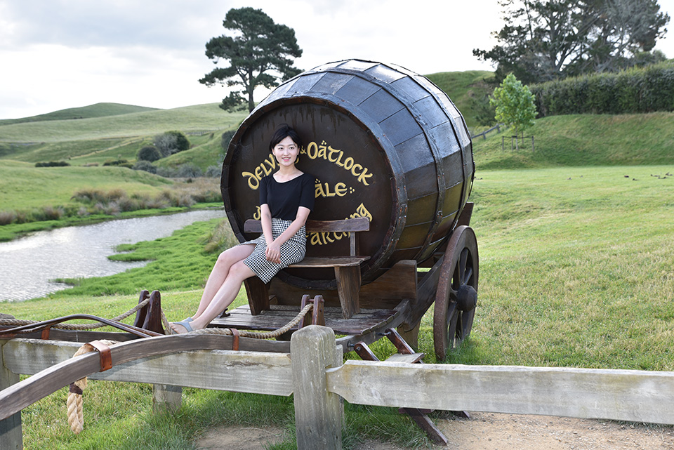 Delivering the beer at Hobbiton
